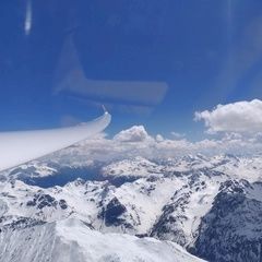 Flugwegposition um 12:41:57: Aufgenommen in der Nähe von Bezirk Inn, Schweiz in 3814 Meter